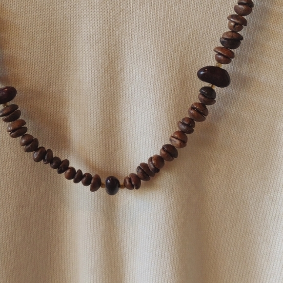 Jewelry - Coffee Bean South Seas Island Necklace